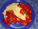 Crepes mit marinierten Erdbeeren - Rezept