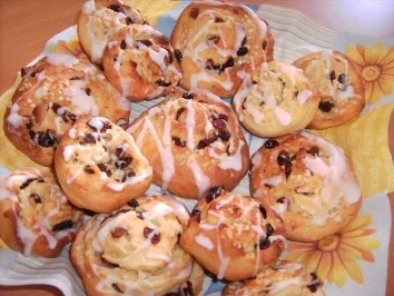 Rezept: Rosinenschnecken Rosinenschnecken - Rezept