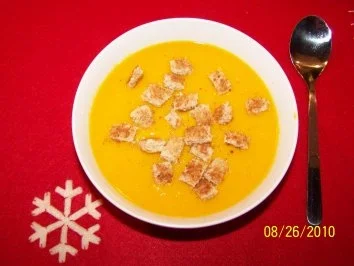 Rezept: Vegetarische Kürbissuppe Bild Nr. 3 Vegetarische Kürbissuppe - Rezept - Bild Nr. 3