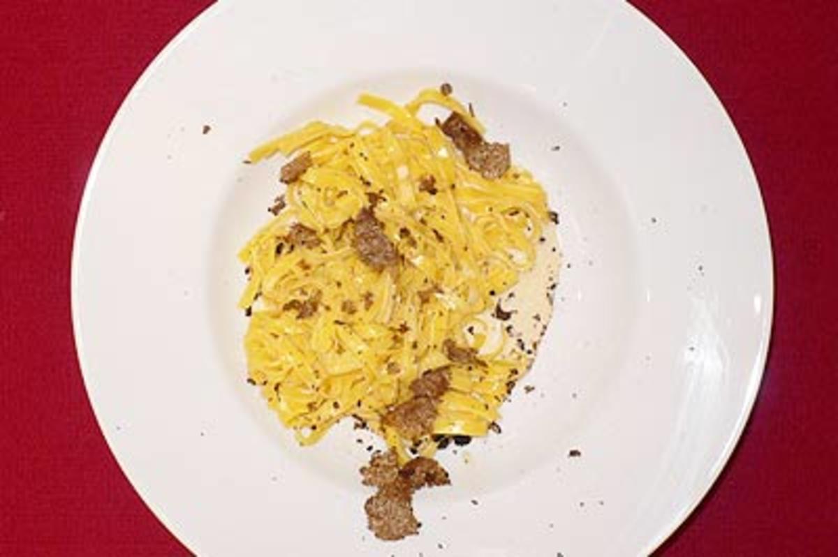 Bilder für Tagliatelle mit schwarzem Trüffel - Rezept