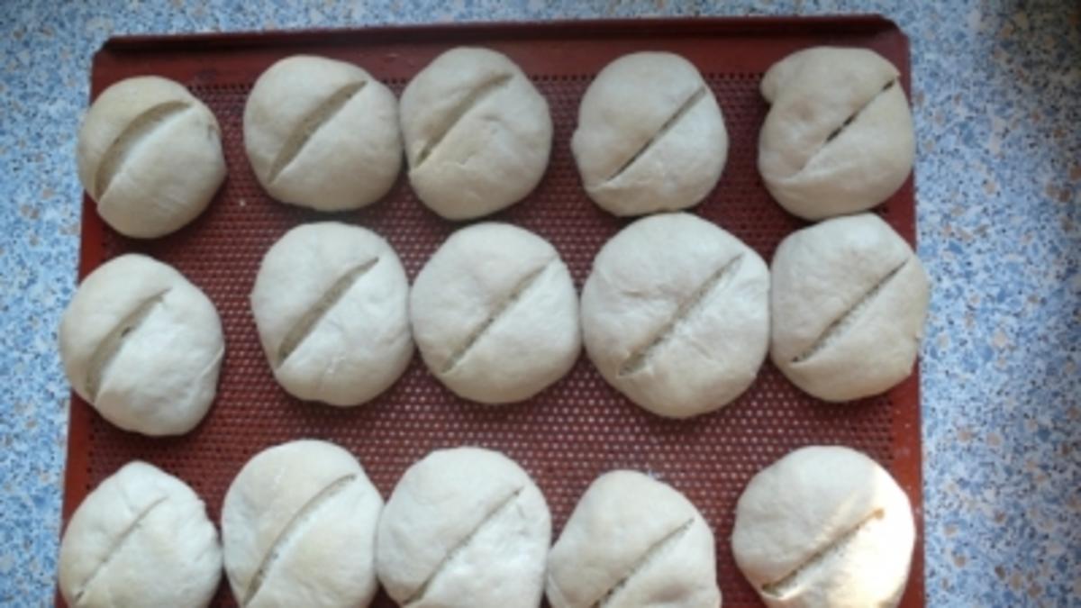 Pizzakatzes Frühstücksbrötchen zum Zweiten - Rezept - Bild Nr. 2