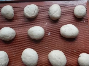 Pizzakatzes Kastanienbrötchen - Rezept - Bild Nr. 2