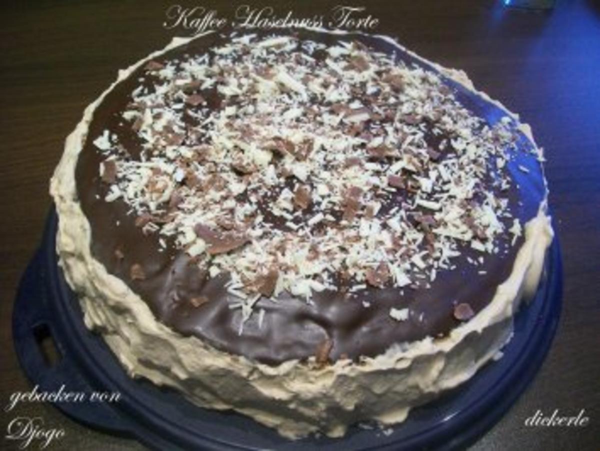 Bilder für Kuchen + Torten : Kaffee-Haselnuss-Torte - Rezept