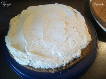 Kuchen + Torten : Kaffee-Haselnuss-Torte - Rezept - Bild Nr. 7