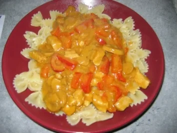 Rezept: Hünchen-Nudel-Pfanne Hünchen-Nudel-Pfanne - Rezept