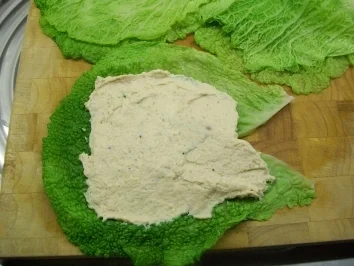 Rezept: feine Wirsing-Lachsröllchen auf Schmorkartoffeln an Riesling-Sahne Bild Nr. 3 feine Wirsing-Lachsröllchen auf Schmorkartoffeln an Riesling-Sahne - Rezept - Bild Nr. 3