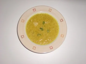 Rezept: Fruchtig, pikante Currysuppe Fruchtig, pikante Currysuppe - Rezept