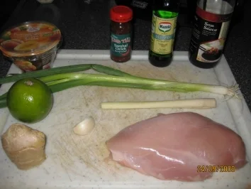 Hähnchenbrust mit Aprikosensoße, Zitronengras, usw...*chinesisch angehaucht* - Rezept - Bild Nr. 3