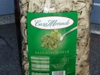 Reste-Gulasch auf Basilikum-Nudeln - Rezept - Bild Nr. 2