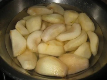 Rezept: Landbirnentortem mit Honig - Mandeln Bild Nr. 3 Landbirnentortem mit Honig - Mandeln - Rezept - Bild Nr. 3