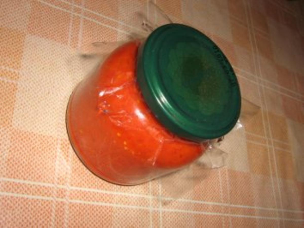Ajvar aus gekochten Paprika - Rezept