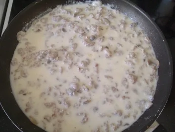 HAUPTGERICHT: CHAMPIGNON-HACK-PFANNE IN DILL-SENF-SOßE - Rezept - Bild Nr. 7