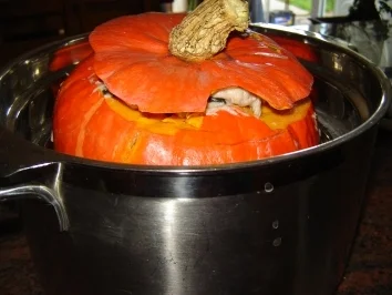 Rezept: Gefüllter Hokaido Kürbis Bild Nr. 4 Gefüllter Hokaido Kürbis - Rezept - Bild Nr. 4