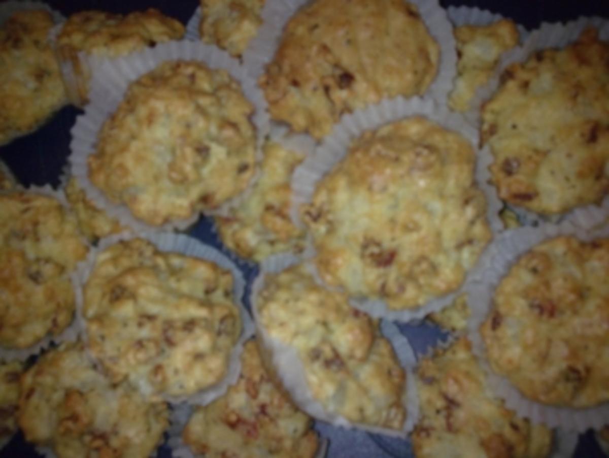 Tomate-Mozzarella Muffins - Rezept