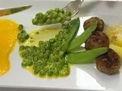 Safranerbsen mit kölschen Fleischbällchen - Rezept