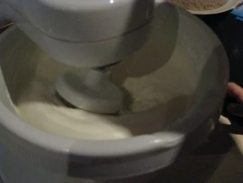 Nuss-Sahne-Torte - Rezept - Bild Nr. 3