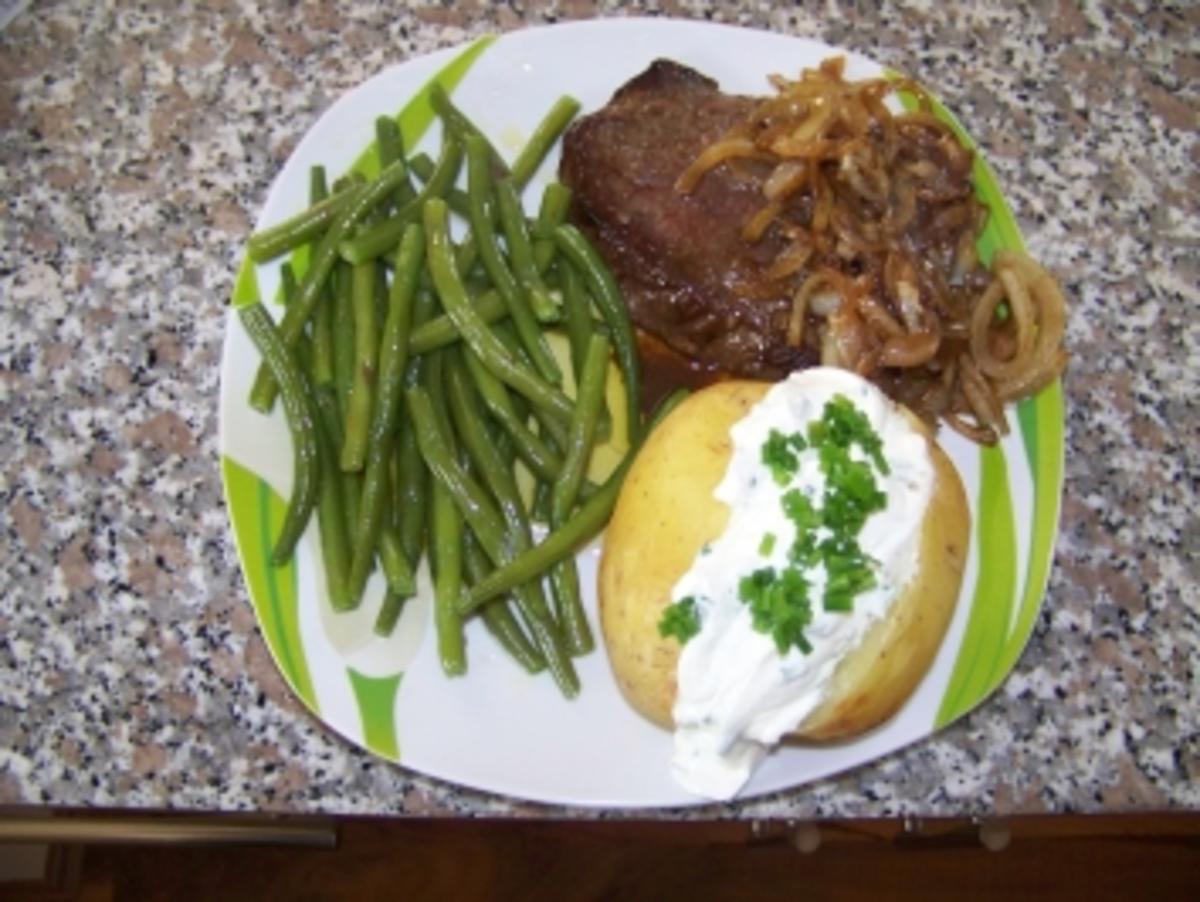 Rindersteak mit Ofenkartoffel Rezept von NicoRob2008