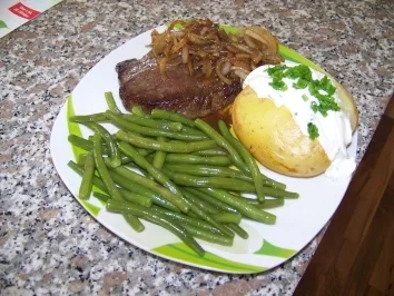 Rindersteak mit Ofenkartoffel - Rezept - Bild Nr. 2