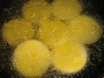 Rezept: Maismehl Krapfen Bild Nr. 5 Maismehl Krapfen - Rezept - Bild Nr. 5