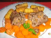 Roulade mit Pfifferlingen auf Karottengemüse - Rezept