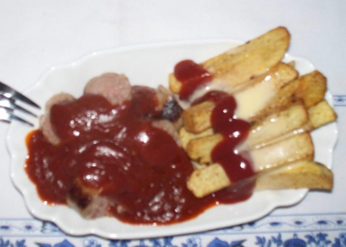 Bilder für Thüringer Currywurst mit Pommes rot-weiß - Rezept