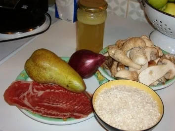 Rezept: Steinpilz - Birnenrisotto mit Coppa - Walnusstoping Steinpilz - Birnenrisotto mit Coppa - Walnusstoping - Rezept