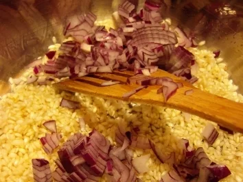 Rezept: Steinpilz - Birnenrisotto mit Coppa - Walnusstoping Bild Nr. 3 Steinpilz - Birnenrisotto mit Coppa - Walnusstoping - Rezept - Bild Nr. 3