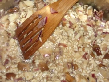 Rezept: Steinpilz - Birnenrisotto mit Coppa - Walnusstoping Bild Nr. 6 Steinpilz - Birnenrisotto mit Coppa - Walnusstoping - Rezept - Bild Nr. 6