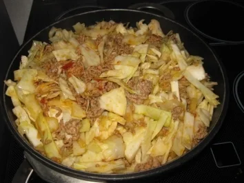 Rezept: Krautpfanne mit Schupfnudeln Bild Nr. 6 Krautpfanne mit Schupfnudeln - Rezept - Bild Nr. 6