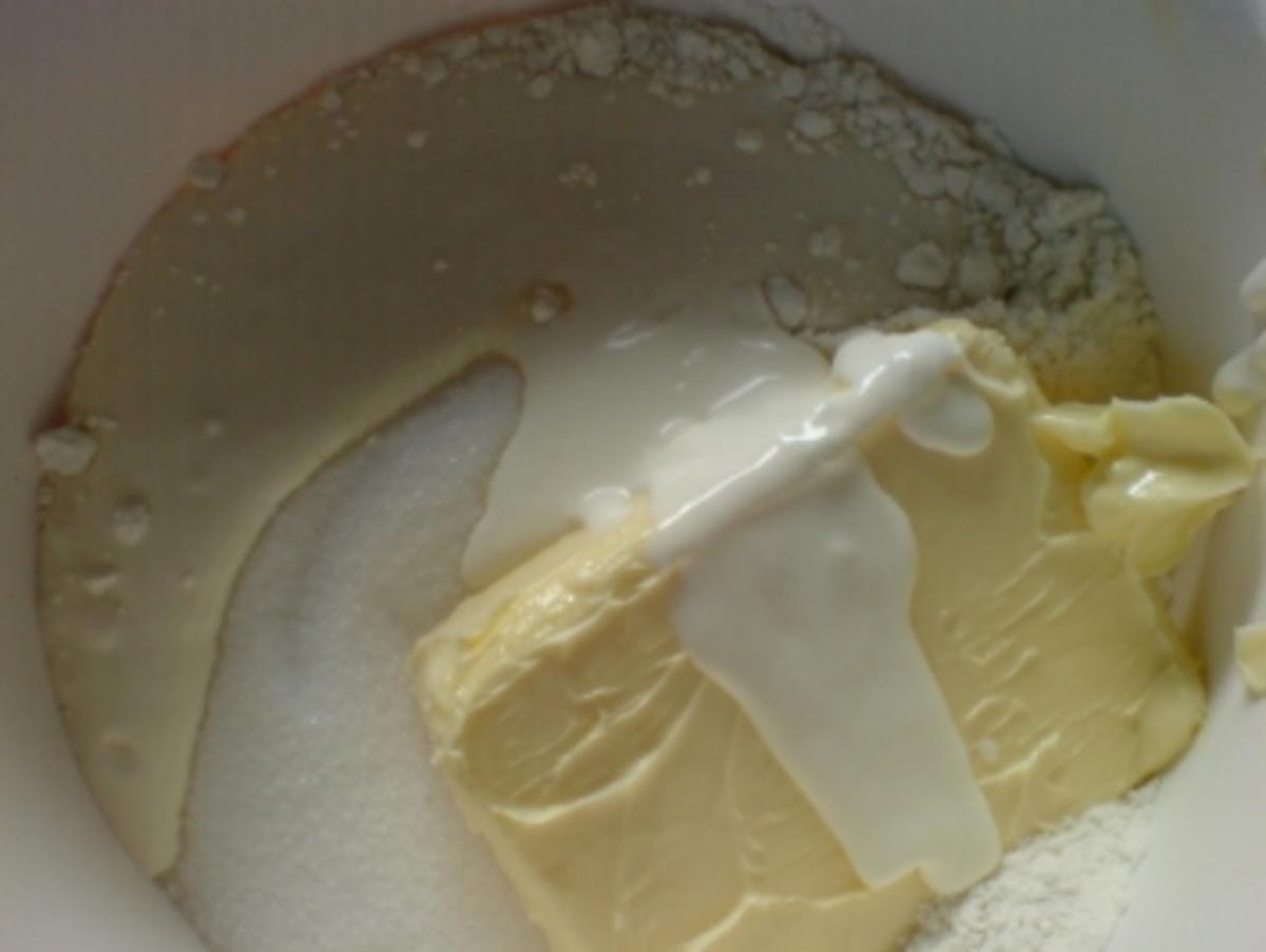 Pflaumenkuchen mit Butter - Rezept - Bild Nr. 8