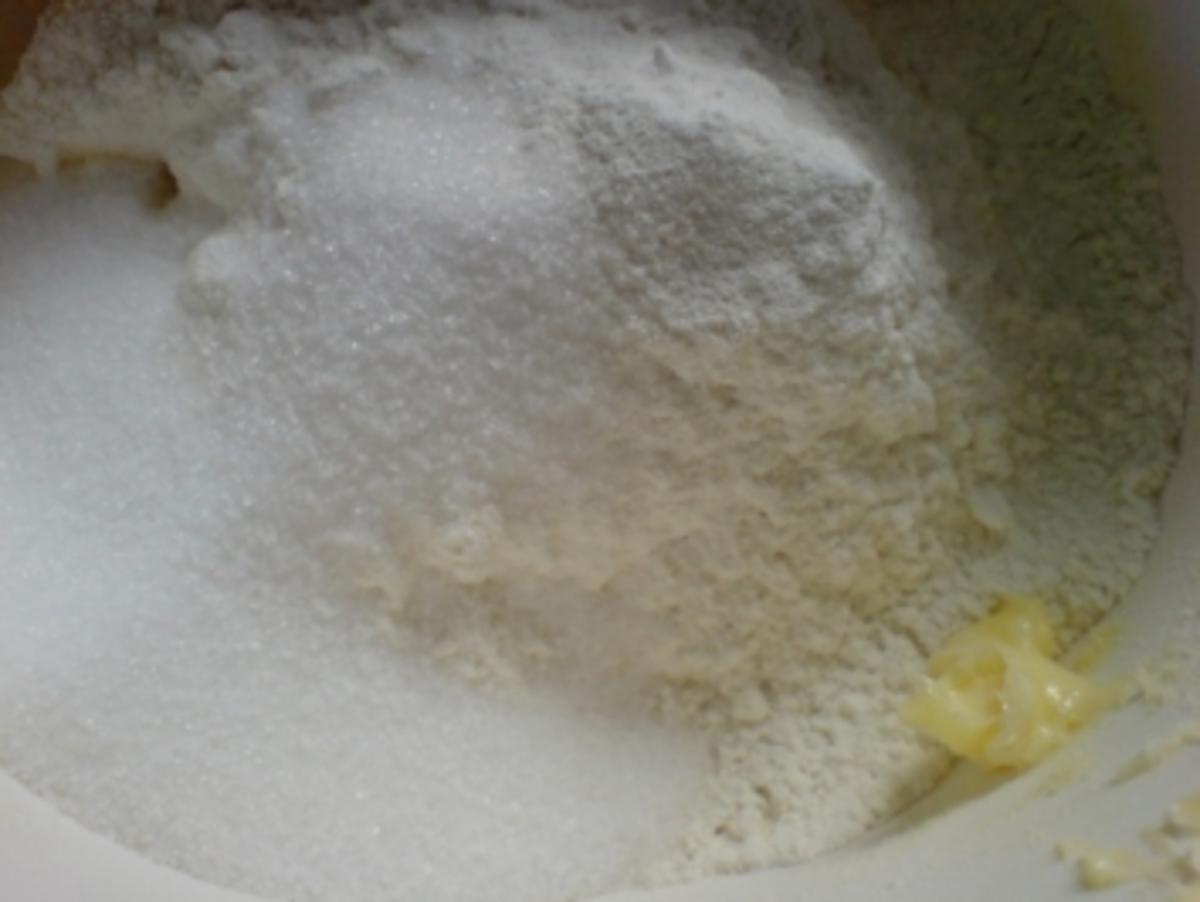 Pflaumenkuchen mit Butter - Rezept - Bild Nr. 12