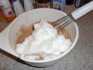 BISKUITROULADE mit SAUERKIRSCHEN - Rezept