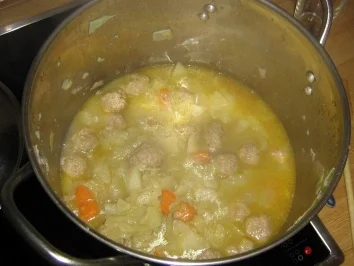 Nadi´s Weißkohleintopf - Rezept