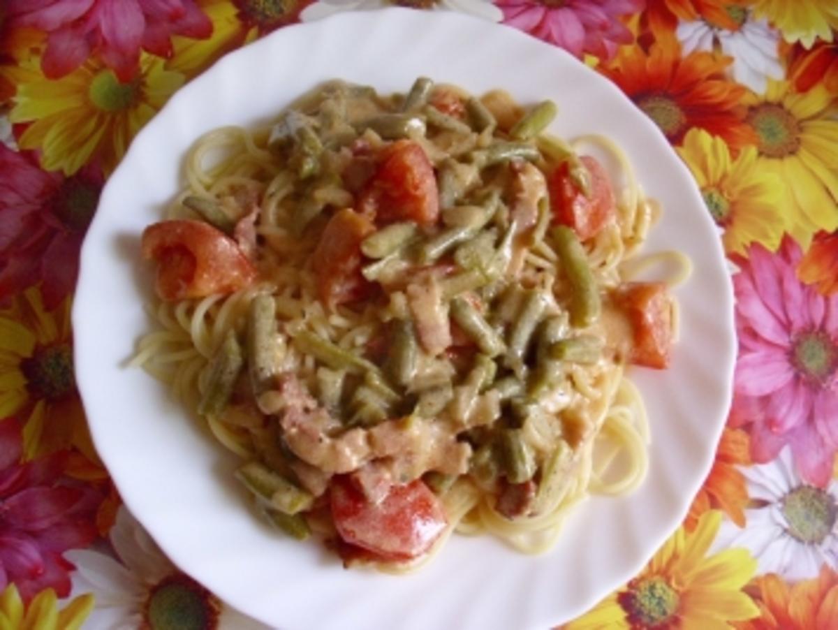 Spaghetti mit grünen Bohnen und Tomaten - Rezept