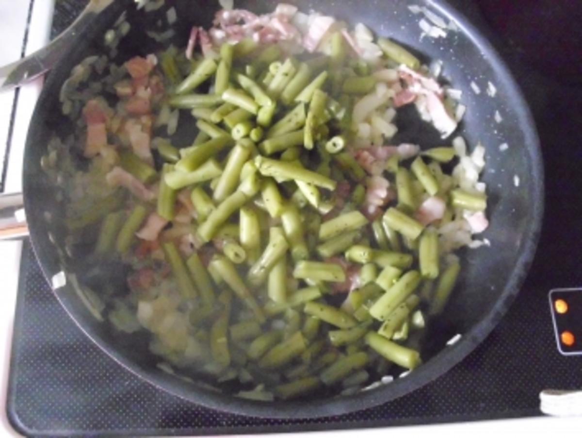 Spaghetti mit grünen Bohnen und Tomaten - Rezept - Bild Nr. 7