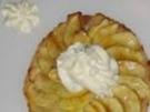 Apfeltarte mit Rumsahne - Rezept
