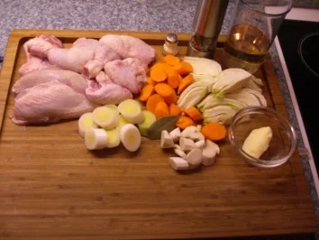 Rezept: Schmorhuhn mit buntem Gemüse Schmorhuhn mit buntem Gemüse - Rezept