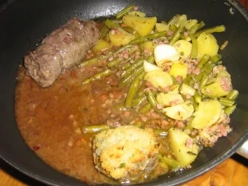 Rezept: Lamm-Medaillion mit Roulade - Resteverwertung - mit Bohnen-Kartoffel-Gemüse Bild Nr. 2 Lamm-Medaillion mit Roulade - Resteverwertung - mit Bohnen-Kartoffel-Gemüse - Rezept - Bild Nr. 2