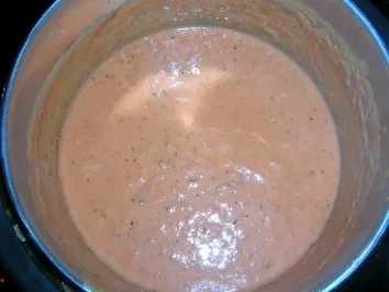 Schweinefiletmedaillons in der Käsekruste mit Fusilli Lunghi und Tomatensauce - Rezept - Bild Nr. 3