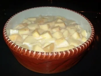 Rezept: Noras süßer Apfelauflauf Bild Nr. 4 Noras süßer Apfelauflauf - Rezept - Bild Nr. 4