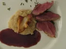 Rezept: Entenbrust-Tranchen in Portweinjus auf Selleriepüree Entenbrust-Tranchen in Portweinjus auf Selleriepüree - Rezept