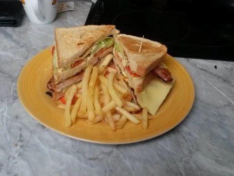 Rezept: All American Clubsandwich Bild Nr. 2 All American Clubsandwich - Rezept - Bild Nr. 2