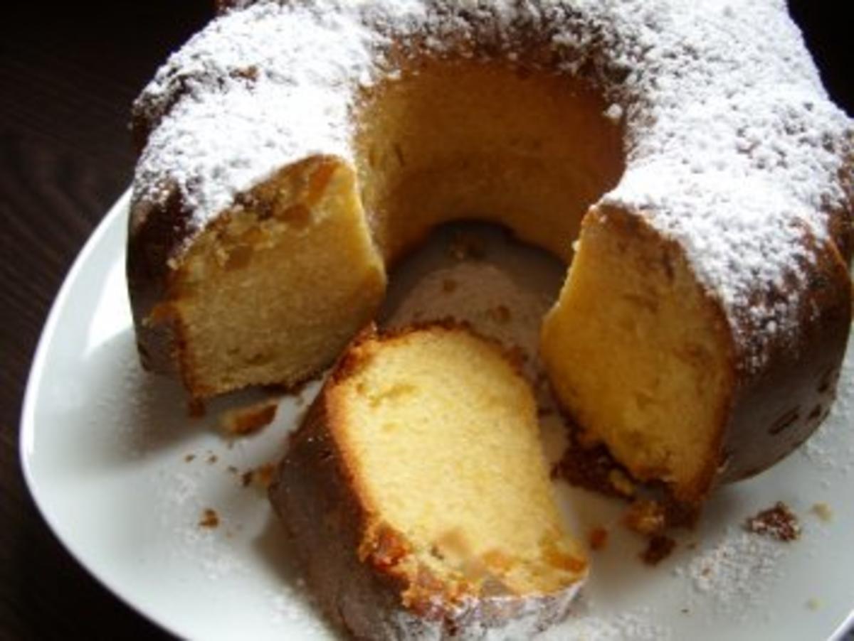 Kuchen/Gebäck - Eierlikörkuchen mit Puderzucker - Rezept - Bild Nr. 2