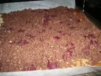 Rezept: Schoko-Kirsch-Streusel Bild Nr. 2 Schoko-Kirsch-Streusel - Rezept - Bild Nr. 2