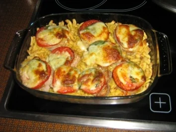 Rezept: Medaillions auf Spätzle, überbacken mit Tomate-Mozarella Bild Nr. 10 Medaillions auf Spätzle, überbacken mit Tomate-Mozarella - Rezept - Bild Nr. 10