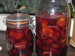 Rezept: Bühler Zwetschgen in Rotwein-Balsamico Bild Nr. 2 Bühler Zwetschgen in Rotwein-Balsamico - Rezept - Bild Nr. 2