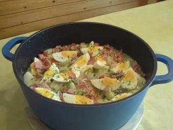 Rezept: Eier-Ragout mit Kräutersoße Eier-Ragout mit Kräutersoße - Rezept