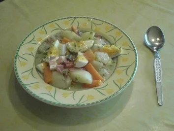 Rezept: Eier-Ragout mit Kräutersoße Eier-Ragout mit Kräutersoße - Rezept