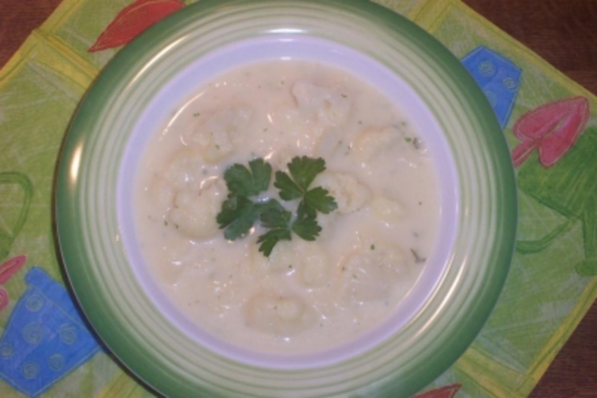 Bilder für Blumenkohlsuppe mit Blumenkohl frisch und Geflügelbrühe - Rezept