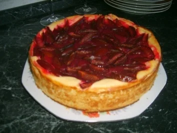 Rezept: Käsekuchen mit Pflaumen Käsekuchen mit Pflaumen - Rezept